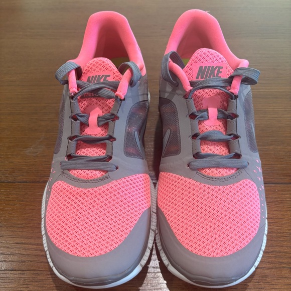 Nike Free Run 3 Women’s Running Shoes Pink Gray Size 10 - Picture 2 of 11